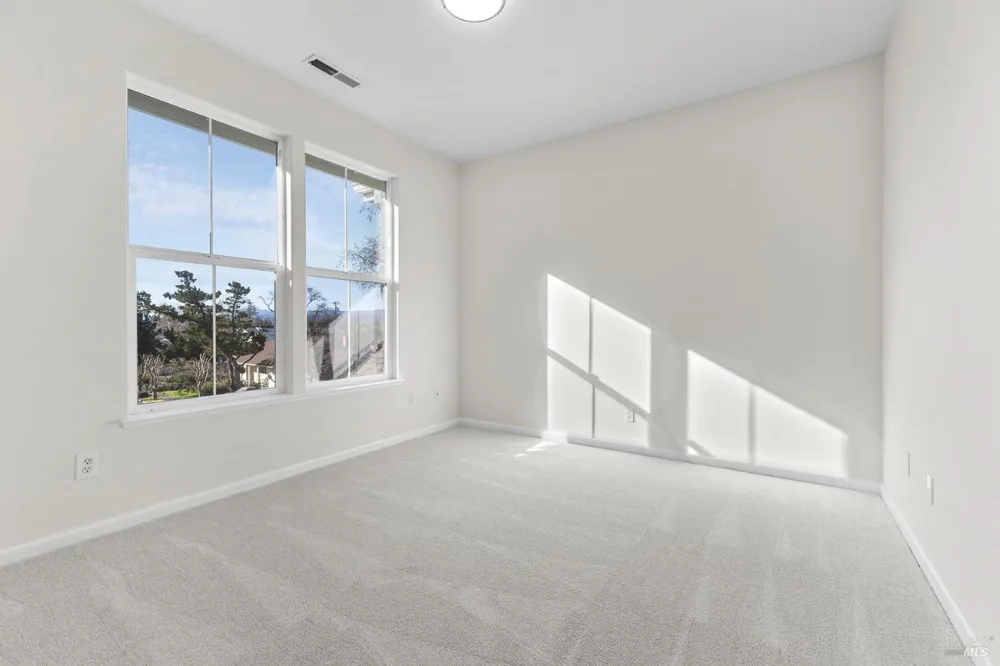 397 Parkview Drive Healdsburg, CA 95448