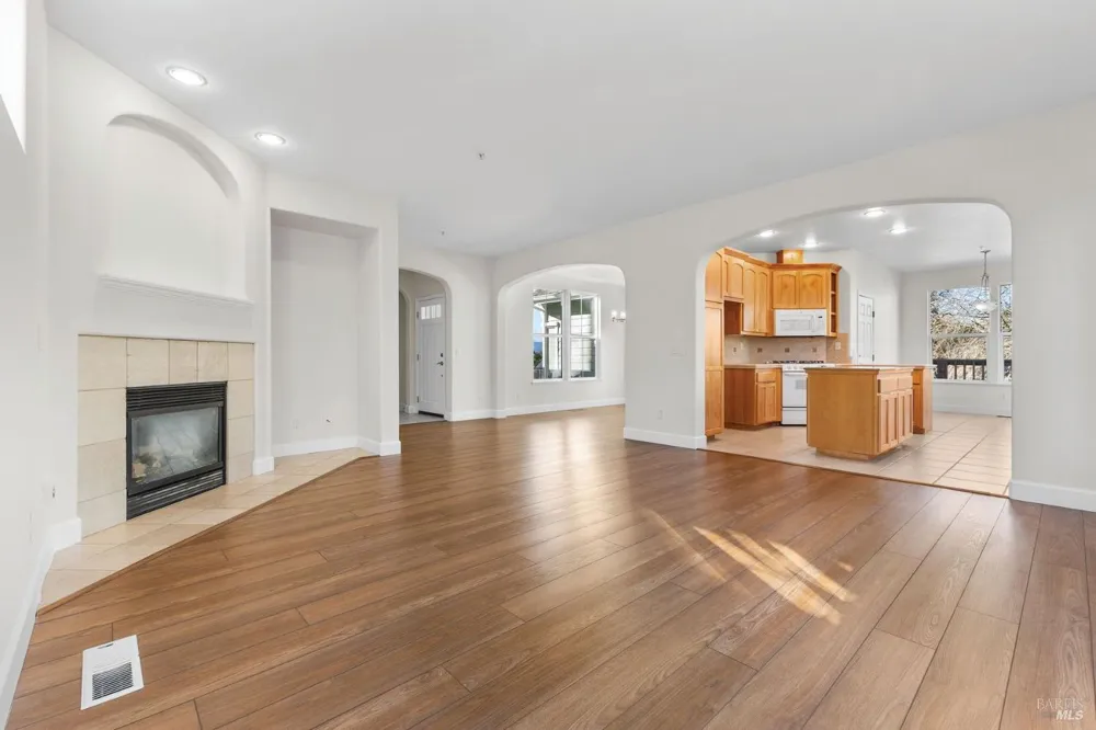397 Parkview Drive Healdsburg, CA 95448