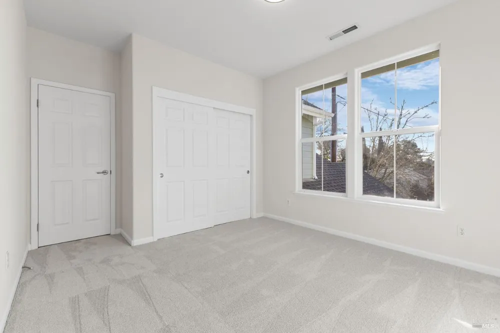 397 Parkview Drive Healdsburg, CA 95448