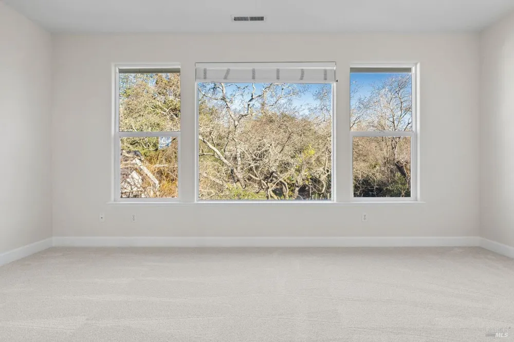 397 Parkview Drive Healdsburg, CA 95448