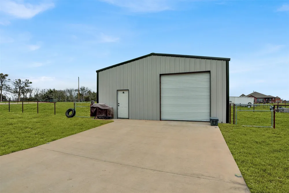 231 Orduna Street Trenton, TX 75490