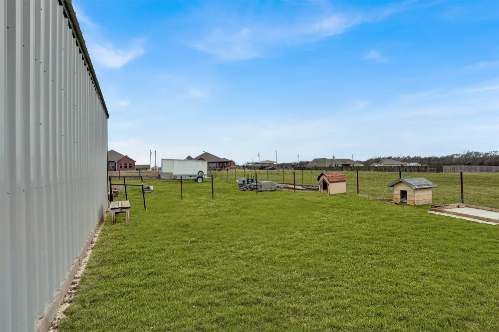 231 Orduna Street Trenton, TX 75490