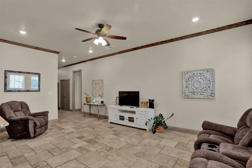 231 Orduna Street Trenton, TX 75490