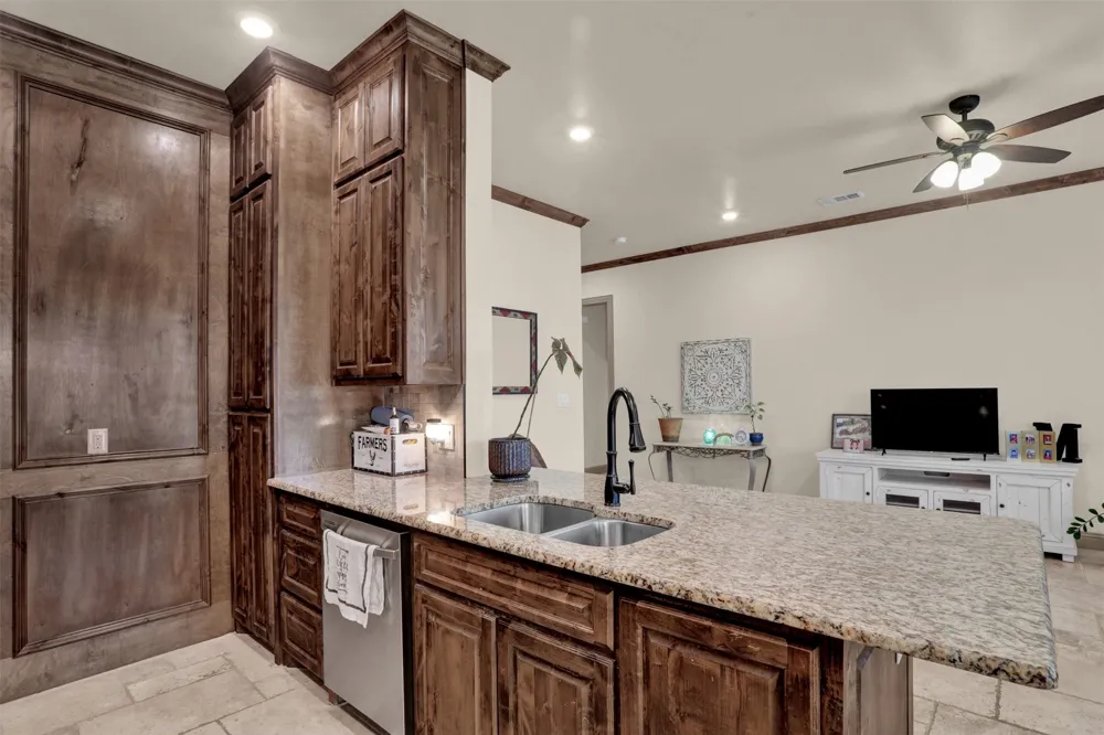 231 Orduna Street Trenton, TX 75490
