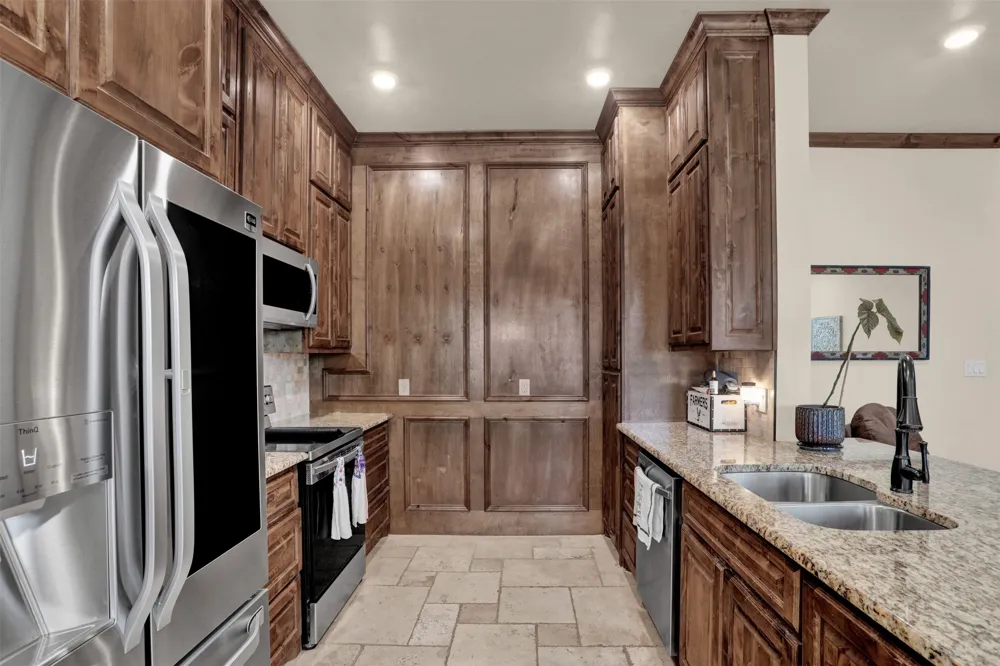 231 Orduna Street Trenton, TX 75490