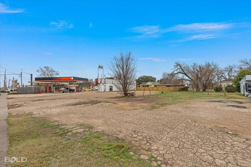 1230 Barksdale Boulevard Bossier City, LA 71111