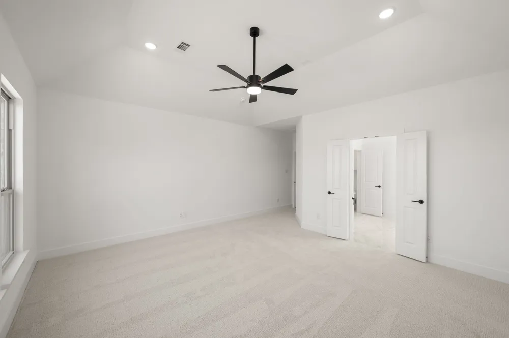 1813 Briarwood Way Midlothian, TX 76065