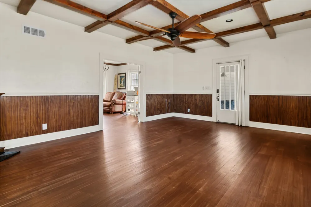 206 S Avenue B Wortham, TX 76693