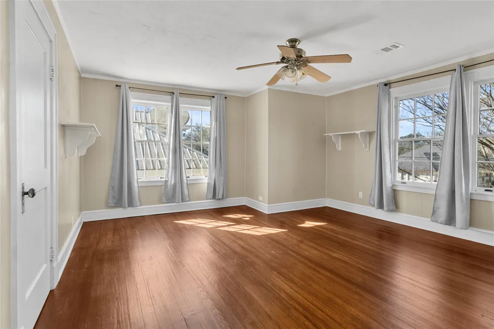 206 S Avenue B Wortham, TX 76693