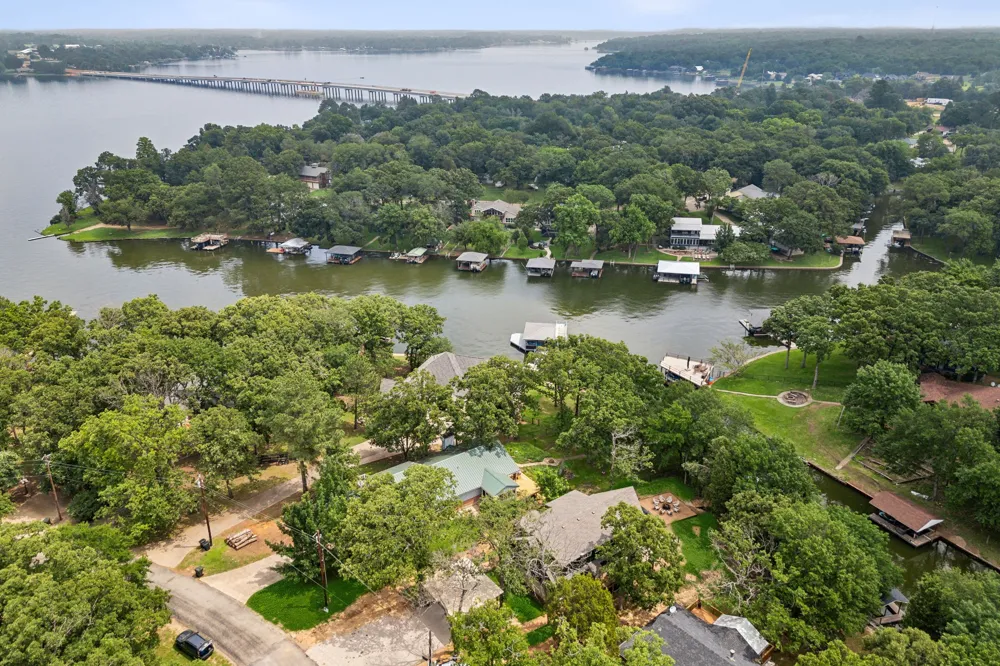 5336 Point La Vista Road Malakoff, TX 75148