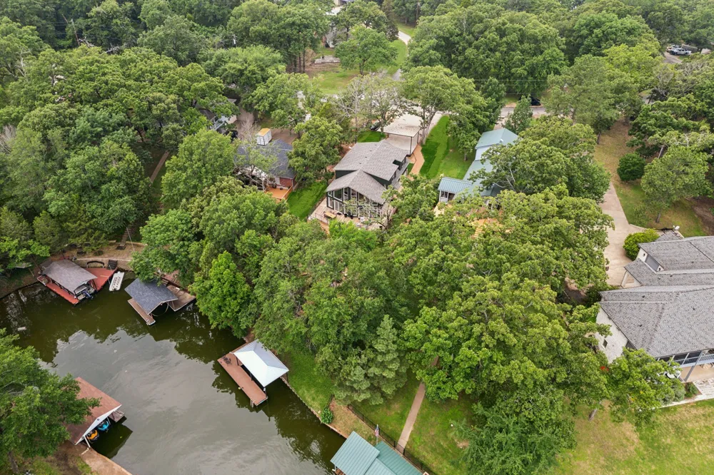 5336 Point La Vista Road Malakoff, TX 75148