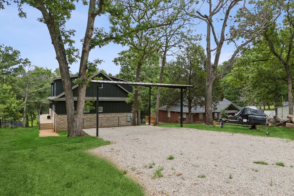 5336 Point La Vista Road Malakoff, TX 75148