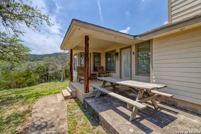 270 Robinson Concan, TX 78838