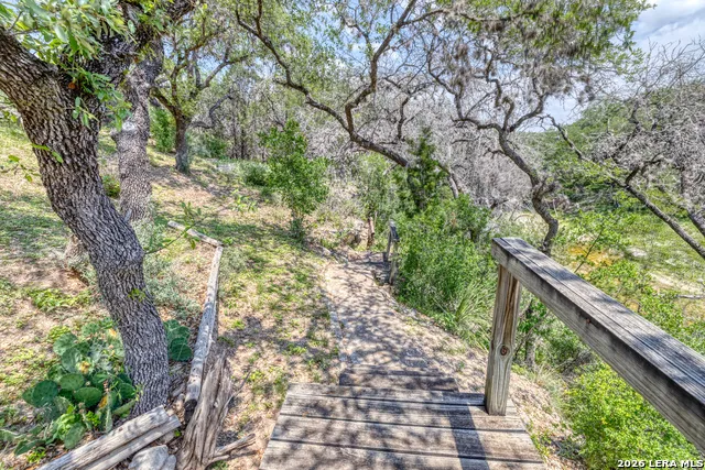 270 Robinson Concan, TX 78838