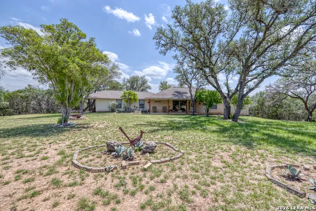 270 Robinson Concan, TX 78838