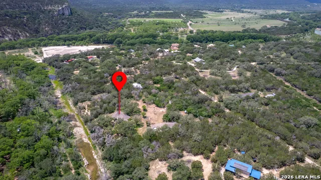 270 Robinson Concan, TX 78838