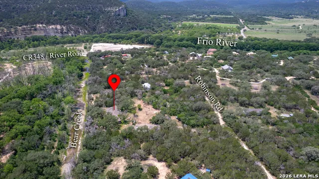 270 Robinson Concan, TX 78838