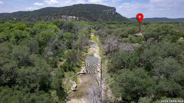 270 Robinson Concan, TX 78838