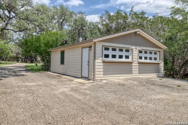 270 Robinson Concan, TX 78838