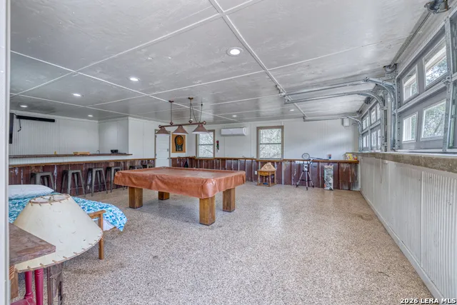 270 Robinson Concan, TX 78838