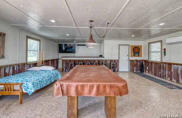 270 Robinson Concan, TX 78838