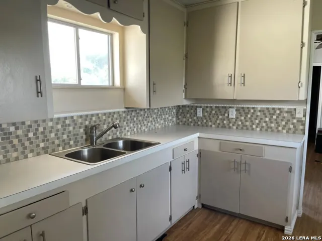 119 County Road 442 Alice, TX 78332