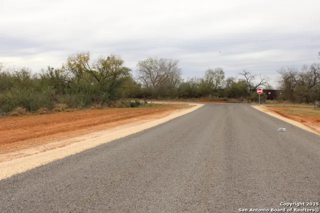 3435 County Road/Main Street Pearsall, TX 78061