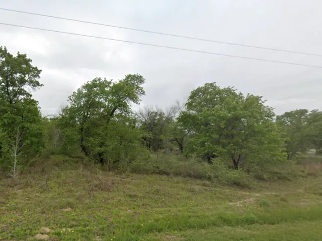 139 Red Fox Poteet, TX 78065