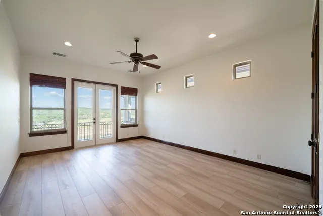 17545 E Reed Parks Rd Unit 2 Jonestown, TX 78645
