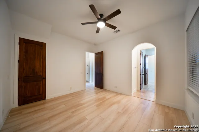 17545 E Reed Parks Rd Unit 2 Jonestown, TX 78645