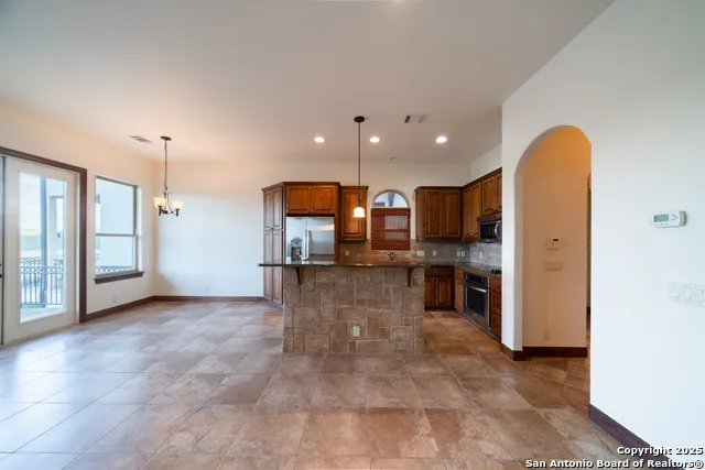 17545 E Reed Parks Rd Unit 2 Jonestown, TX 78645