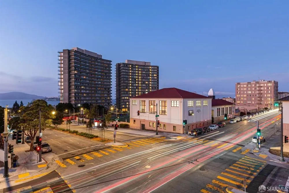 1111 Bay Street #307 San Francisco, CA 94123