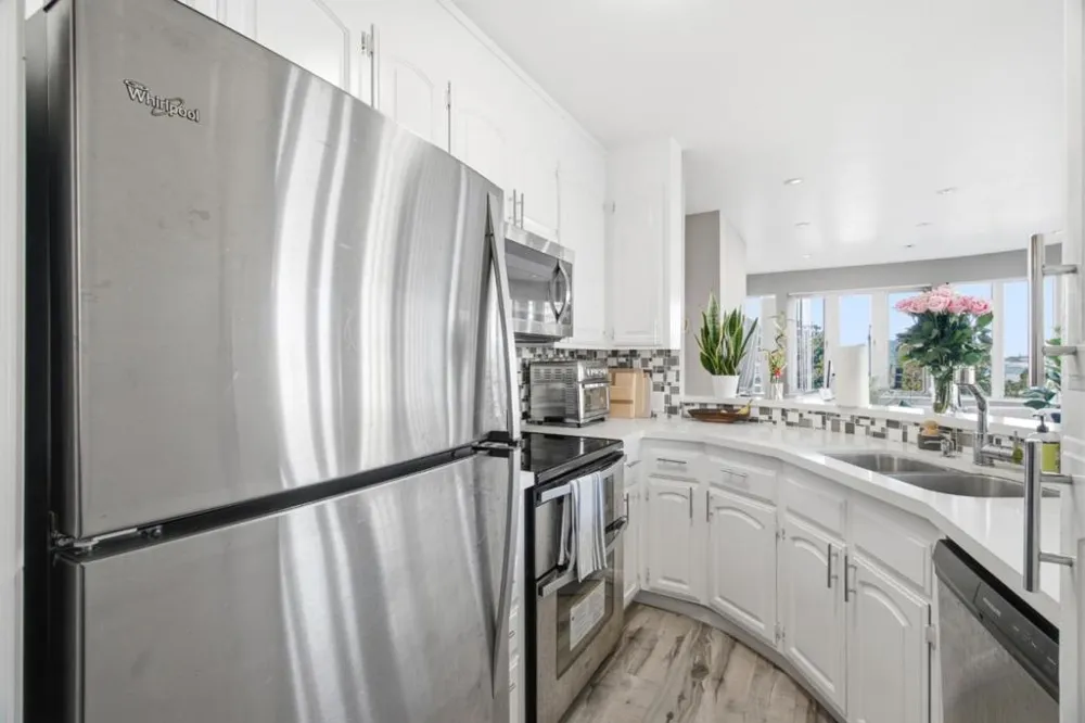 1111 Bay Street #307 San Francisco, CA 94123