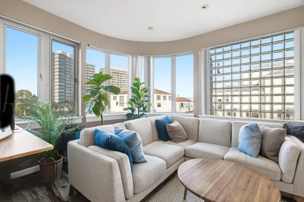 1111 Bay Street #307 San Francisco, CA 94123