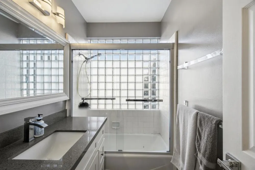 1111 Bay Street #307 San Francisco, CA 94123