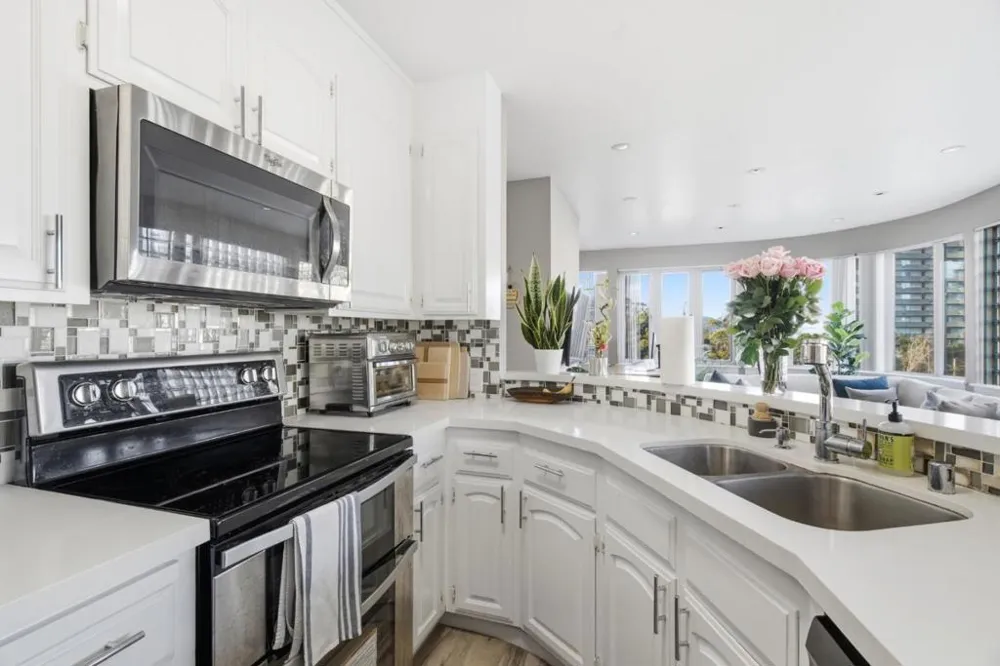 1111 Bay Street #307 San Francisco, CA 94123