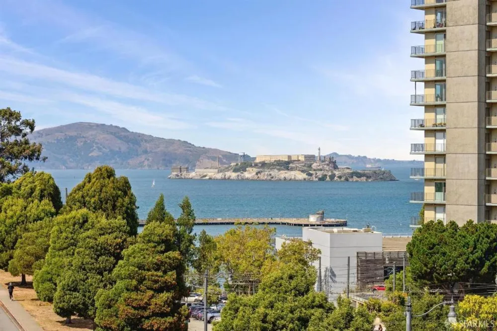 1111 Bay Street #307 San Francisco, CA 94123