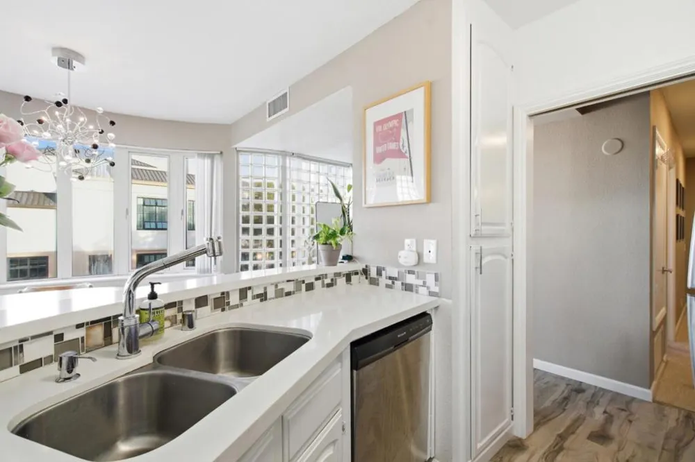 1111 Bay Street #307 San Francisco, CA 94123