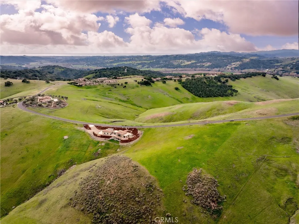 4075 Camino Purisima Arroyo Grande, CA 93420