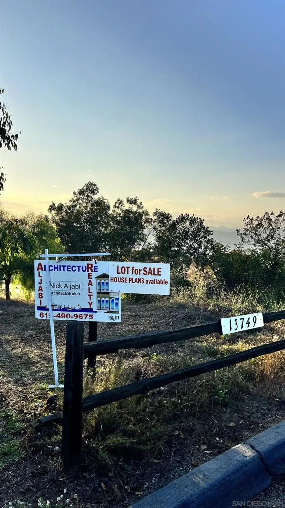 13749 Calle Del Sol Jamul, CA 91935