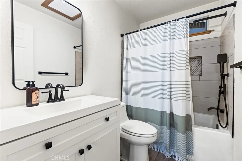 14366 Carnegie Magalia, CA 95954