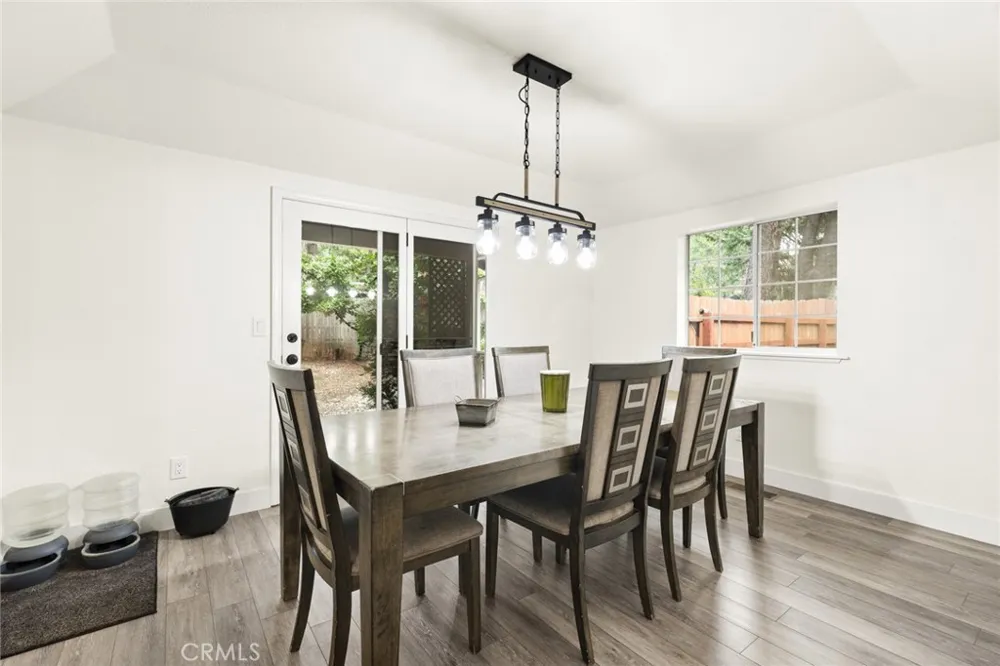 14366 Carnegie Magalia, CA 95954