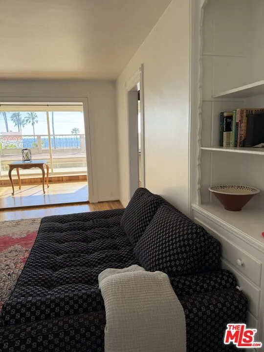 653 Ramona Avenue Laguna Beach, CA 92651