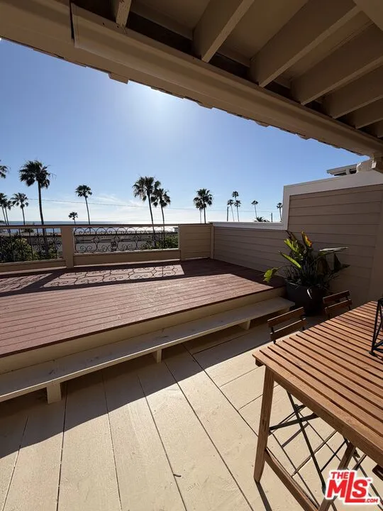 653 Ramona Avenue Laguna Beach, CA 92651