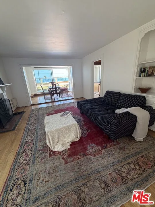 653 Ramona Avenue Laguna Beach, CA 92651