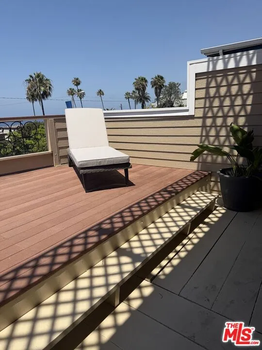653 Ramona Avenue Laguna Beach, CA 92651