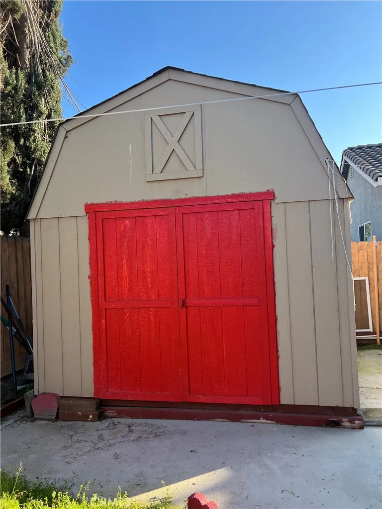 924 Dosangh Court Livingston, CA 95334