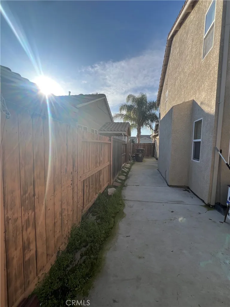 924 Dosangh Court Livingston, CA 95334