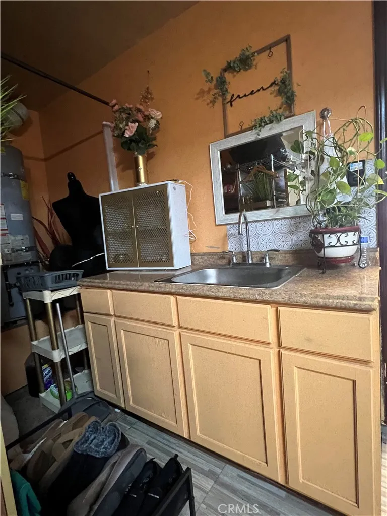 924 Dosangh Court Livingston, CA 95334