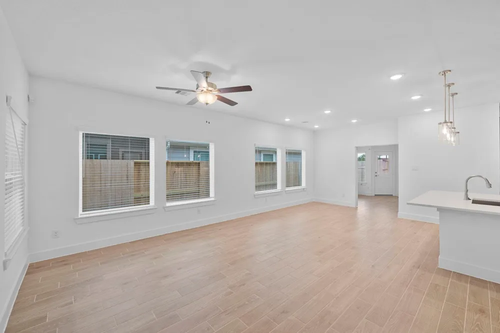 5259 Celestial Court Iowa Colony, TX 77583